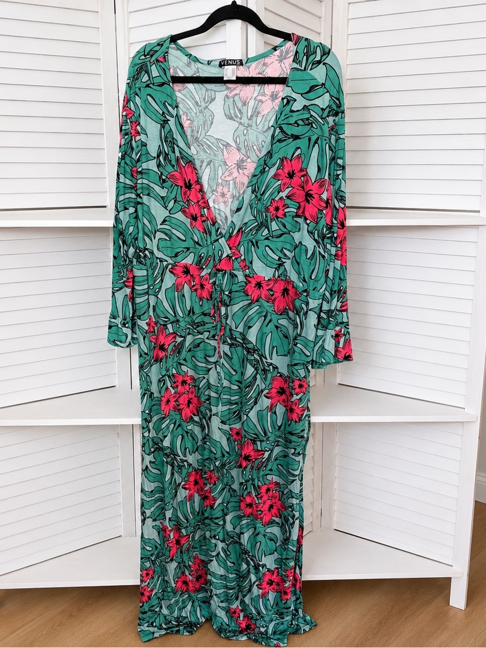 VENUS Green Tropical Floral Maxi Robe with Pink Blooms